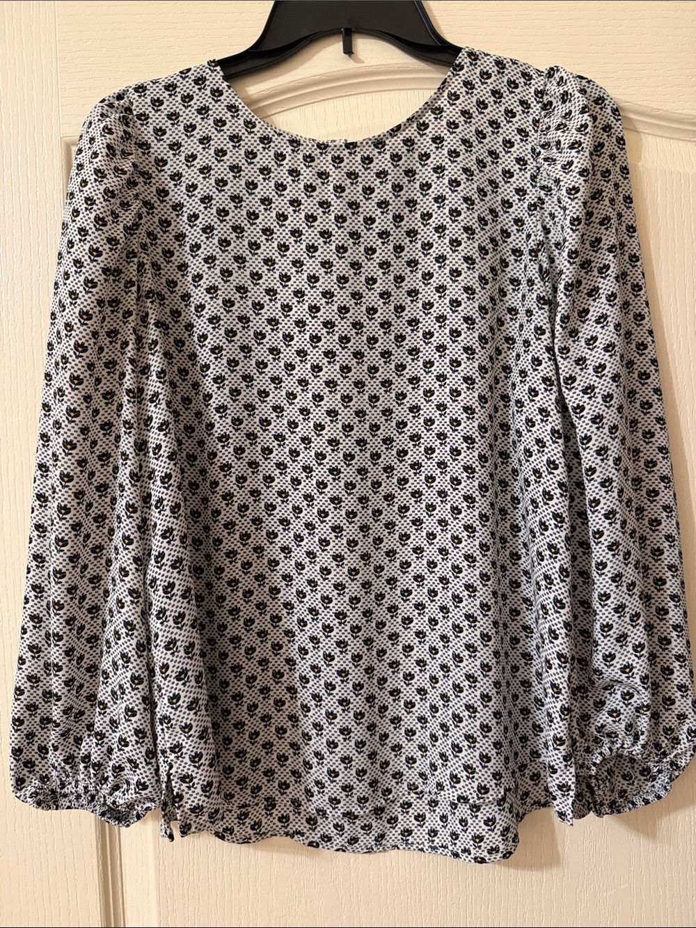 LOFT Navy and White Printed Floral Long Sleeve Blouse